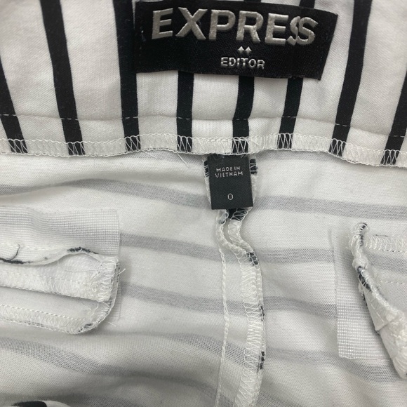 Express Editor Straight Leg Dress Pants Womens  White Black Striped Ankle 0 - Picture 3 of 7